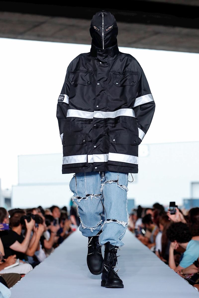 Vetements SS19 collection teaches wearers the history of Georgia