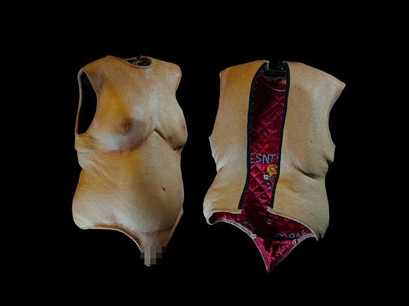 Sarah Sitkin | Dressing art to undress