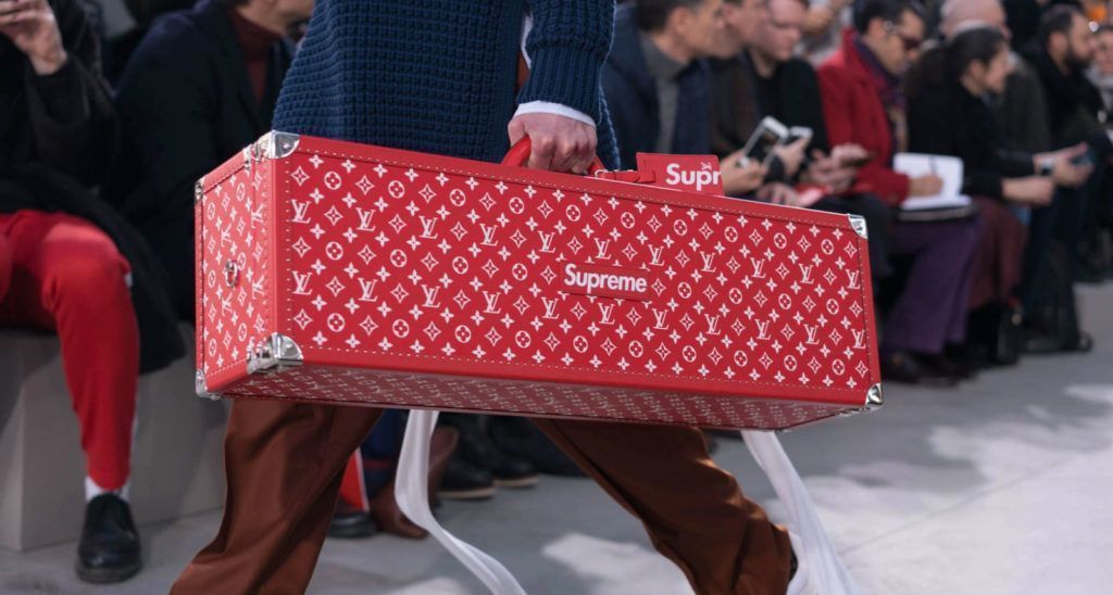 ¿Es legal la nueva tienda de Supreme Spain? - HIGHXTAR.