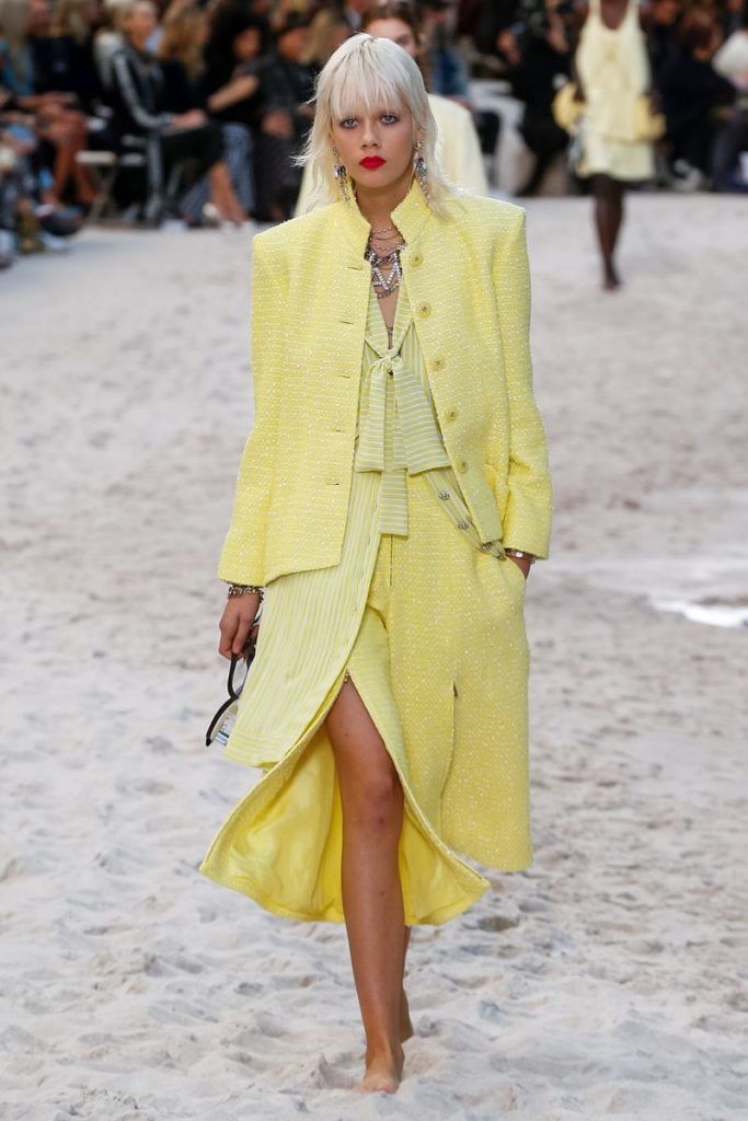 Chanel moves the beach to Paris in its SS19 - HIGHXTAR.