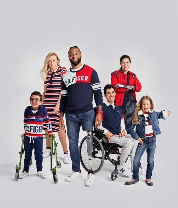 Tommy Hilfiger brings together five icons and their families for its new  Fall 2023 campaign - HIGHXTAR.