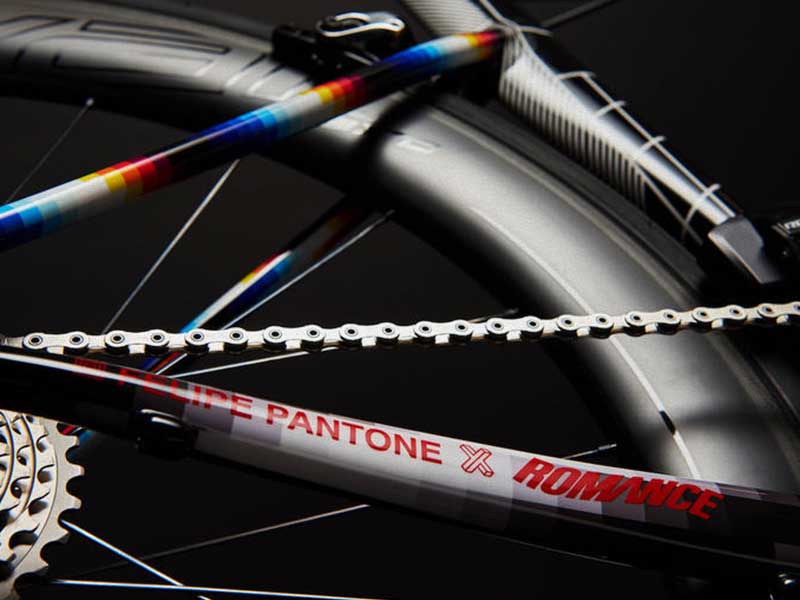 Felipe Pantone x Romance x Specialized > Create the bike of your dreams and with a social purpose
