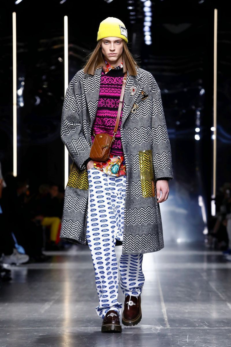 VERSACE FW19 >> Logomanía and nostalgia - HIGHXTAR.