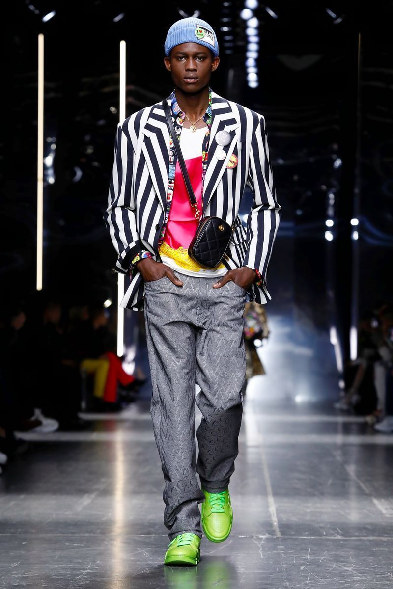 VERSACE FW19 >> Logomanía and nostalgia - HIGHXTAR.