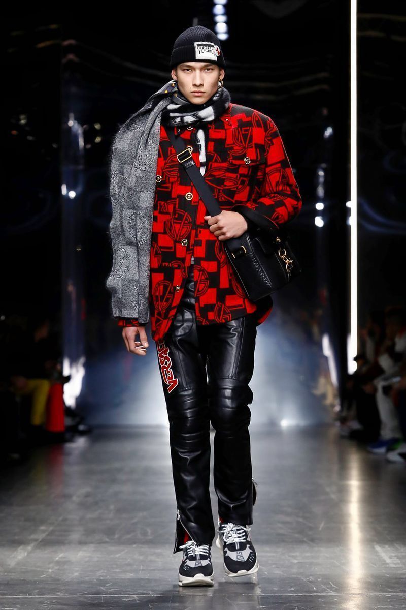 VERSACE FW19 >> Logomanía and nostalgia - HIGHXTAR.