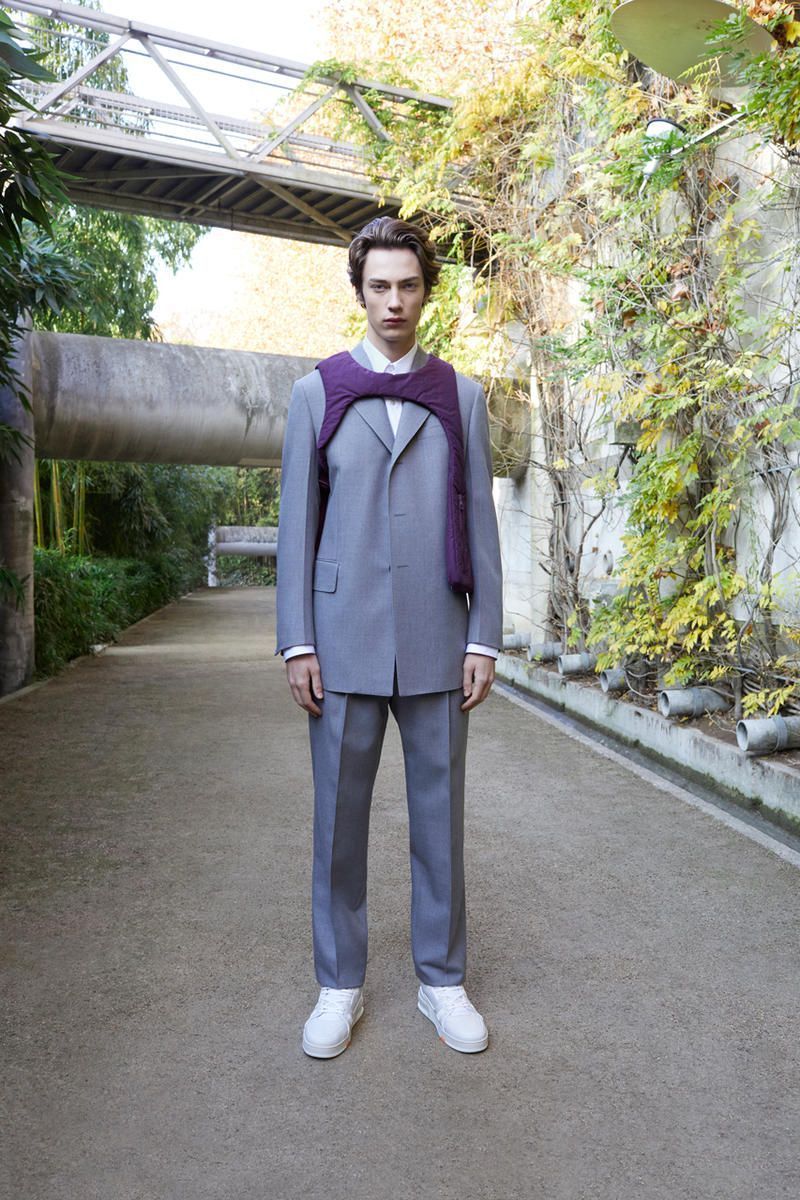 Louis Vuitton Men's Pre-Fall 2019 Collection