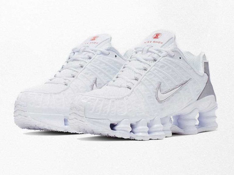 nike shox gravity triple white