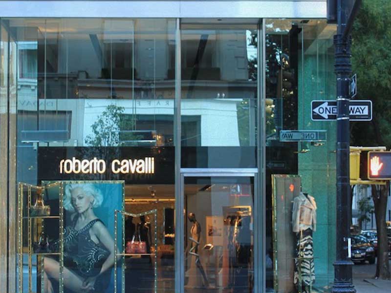 Roberto Cavalli closes its stores in the U.S.