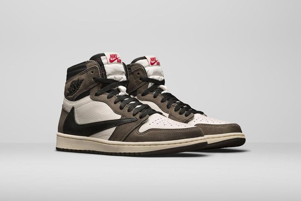 Travis Scott x Air Jordan 1 \u003e\u003e\u003e Hype 