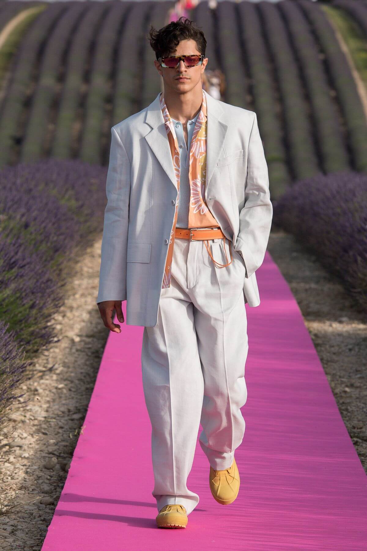 SS20 celebrates Jacquemus' 10th Anniversary - HIGHXTAR.