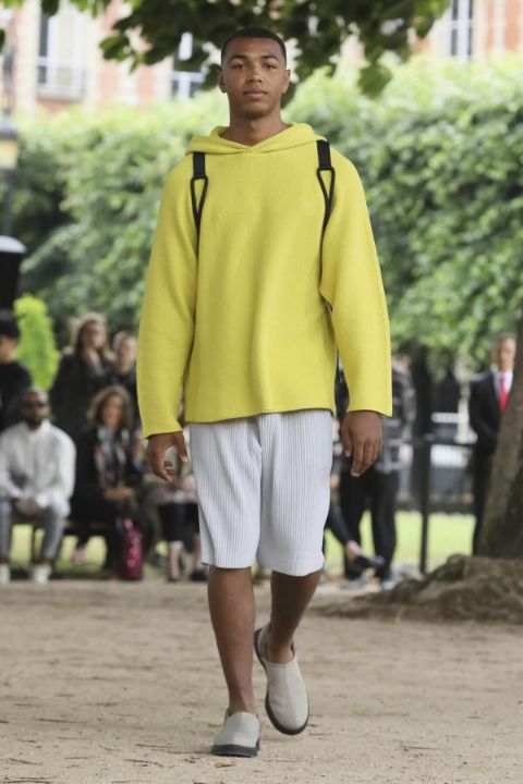 Louis Vuitton Walk in The Park, the best previous to the men's PFW arrives  - HIGHXTAR.