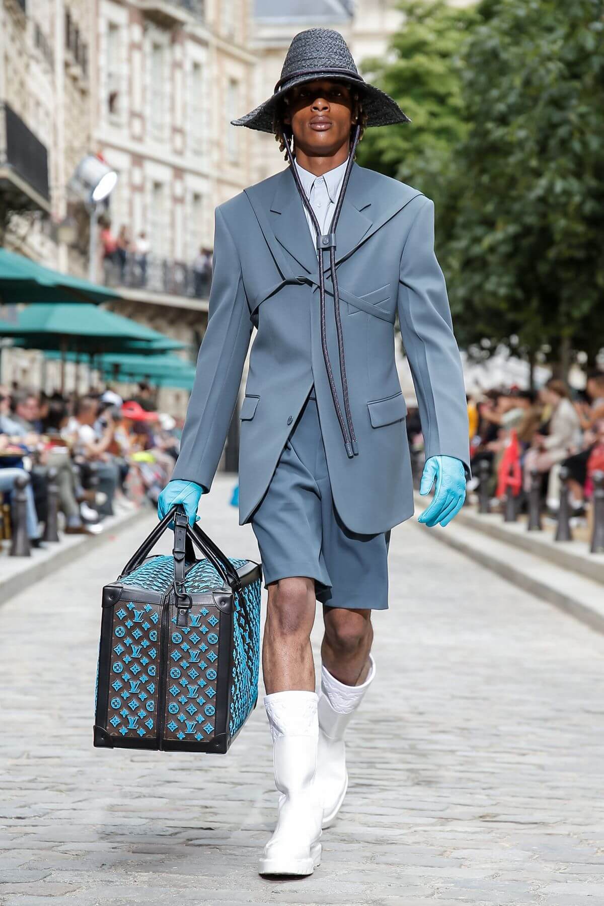 Virgil owns Louis Vuitton for SS20 - HIGHXTAR.