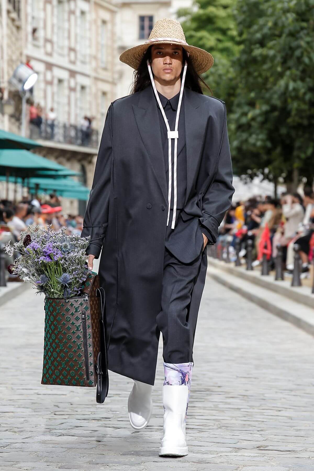 Virgil owns Louis Vuitton for SS20 - HIGHXTAR.