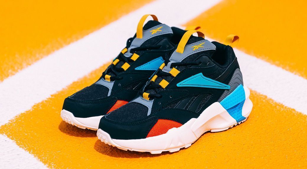 reebok aztrek w