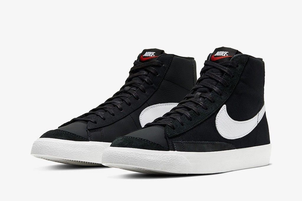 nike blazer mid 77 upside down swoosh