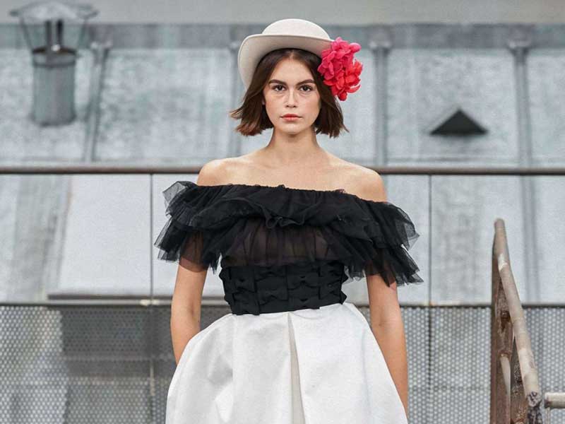 Chanel se sube a los tejados de París para 2020