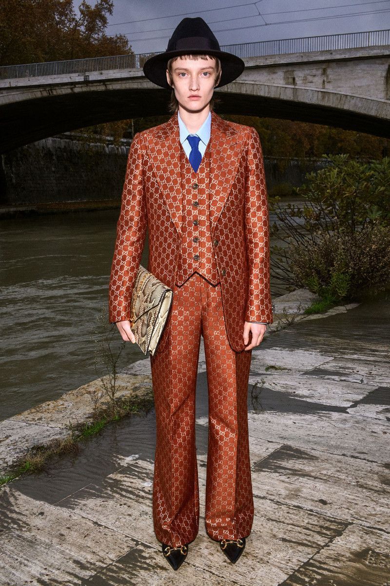 Gucci Pre-Fall 2020  A new balance between shape and colour - HIGHXTAR.