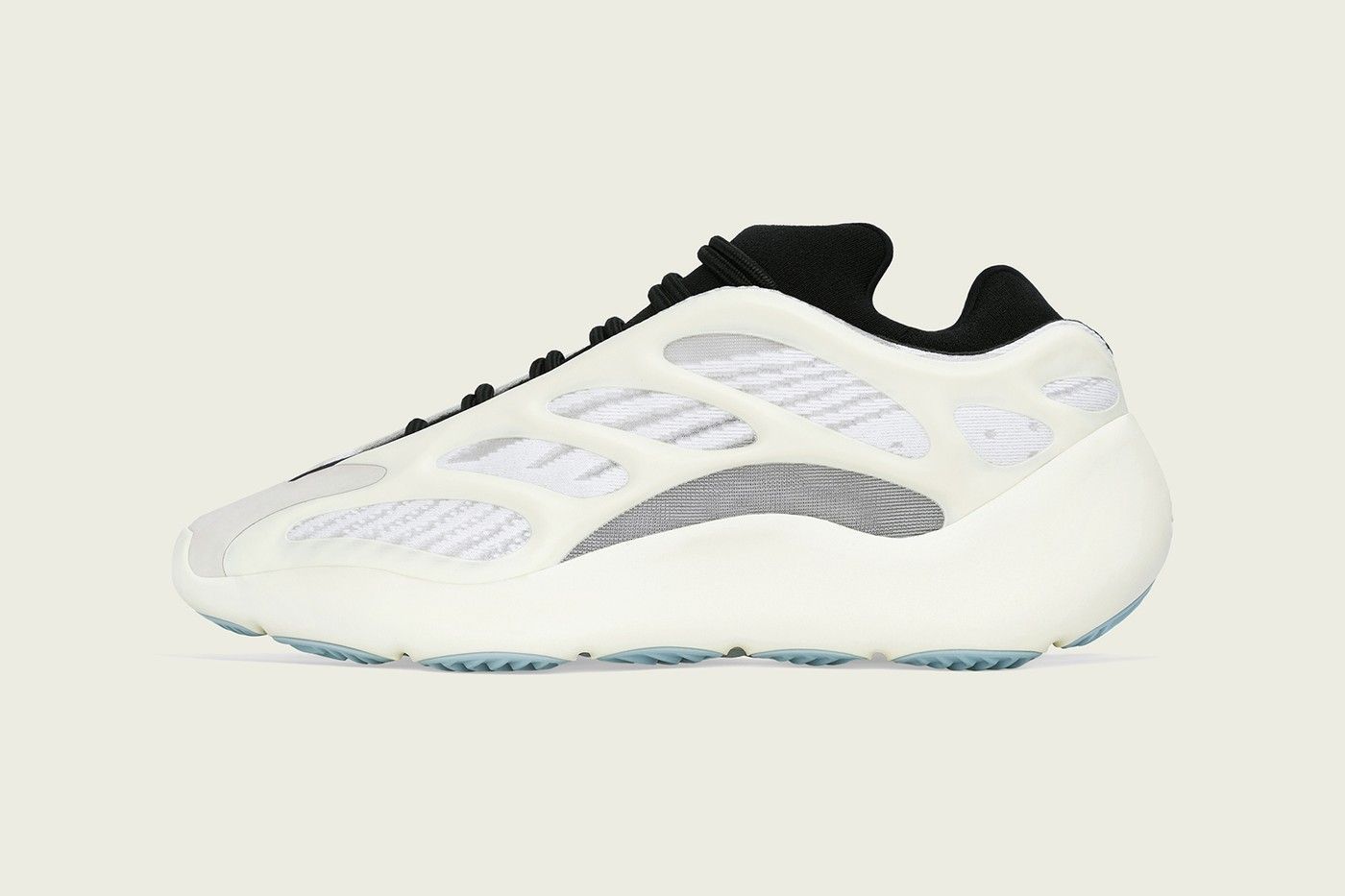 Yeezy store 700 blancos