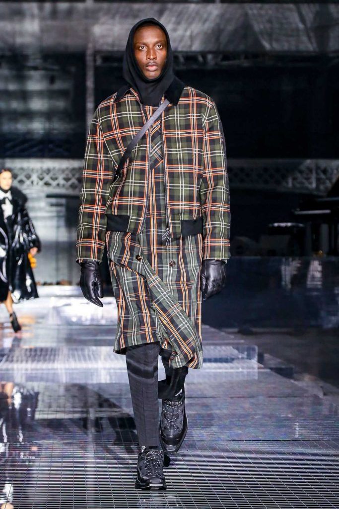 Burberry, transition and contrast - HIGHXTAR.