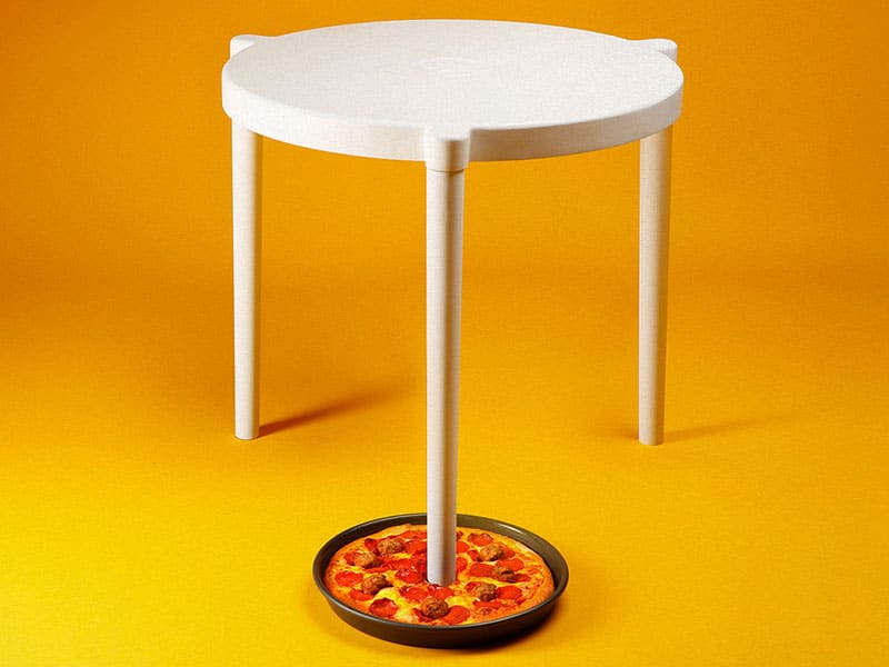 IKEA y Pizza Hut crean la mesa definitiva
