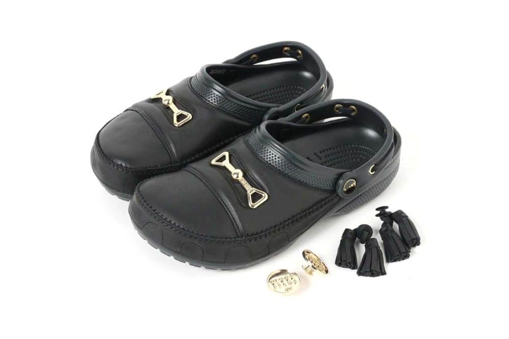 black and gold crocs