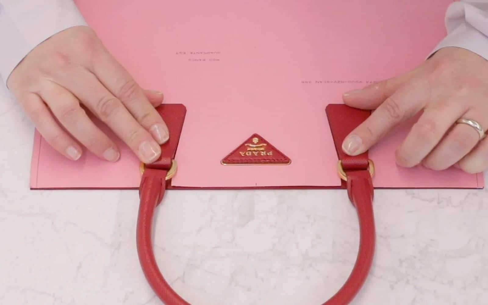 How is the iconic Galleria Prada bag made? - HIGHXTAR.