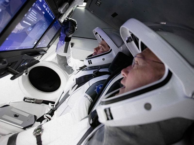 NASA pays you to spend eight months on a Mars simulation