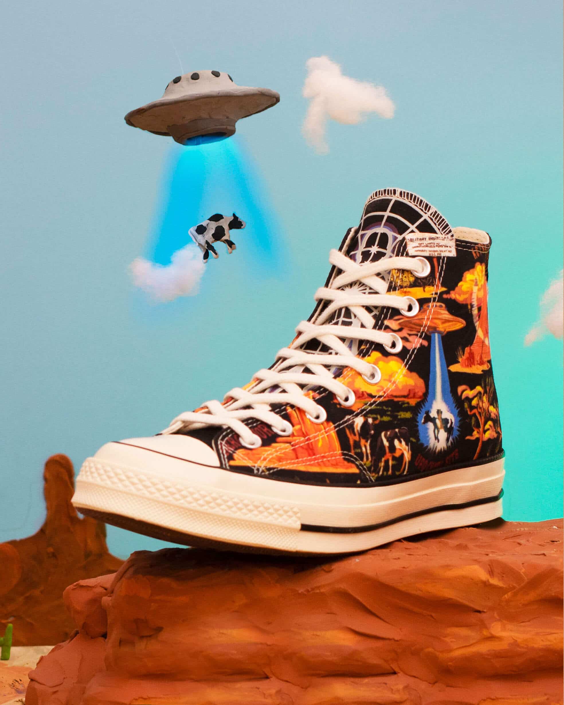 Converse Twisted Resort