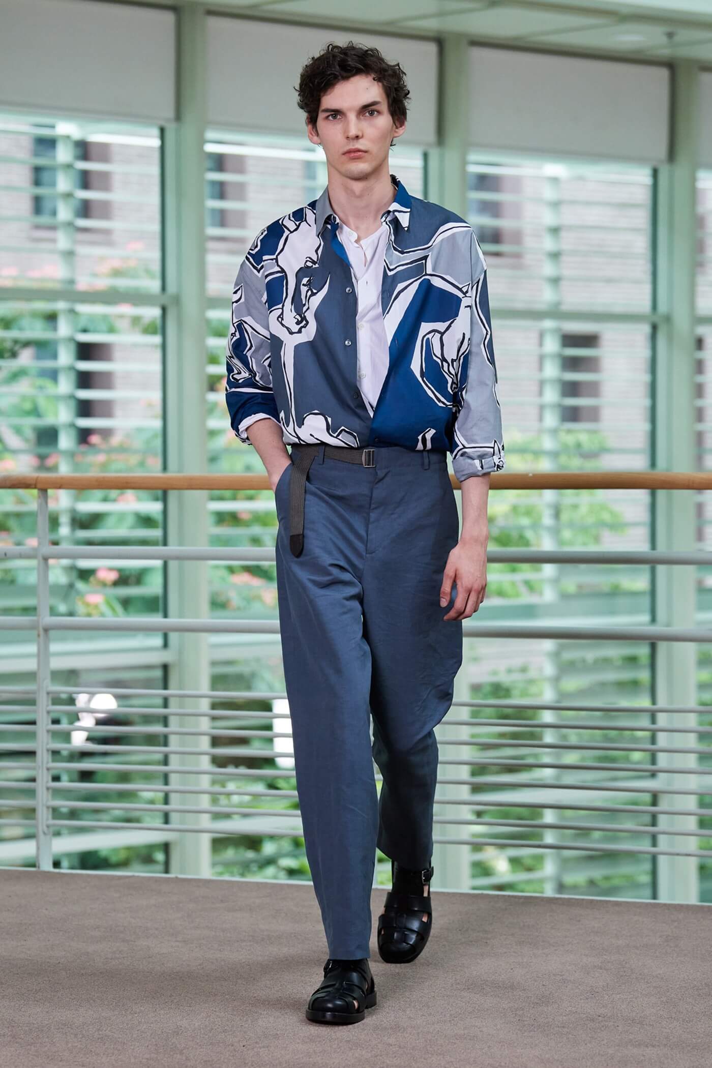 Hermès SS21: casual tailoring for the postmodern man - HIGHXTAR.