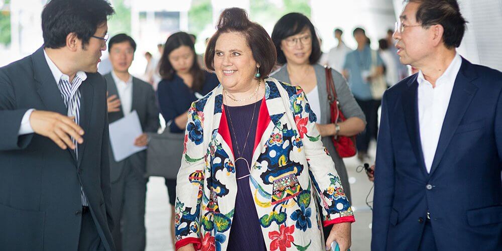 SUZY MENKES DEJA VOGUE