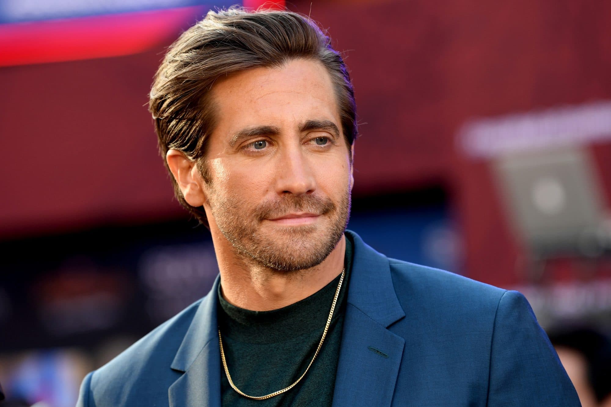 Jake Gyllenhaal Returns To Tv As A Literary Scammer Highxtar