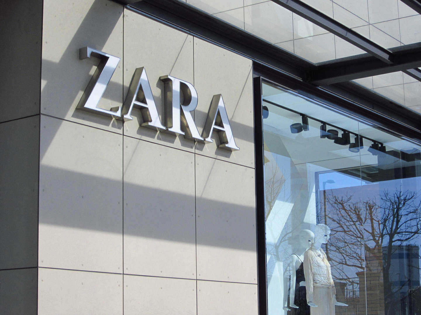 Zara Home Madrid opens its new shop for&from - HIGHXTAR.