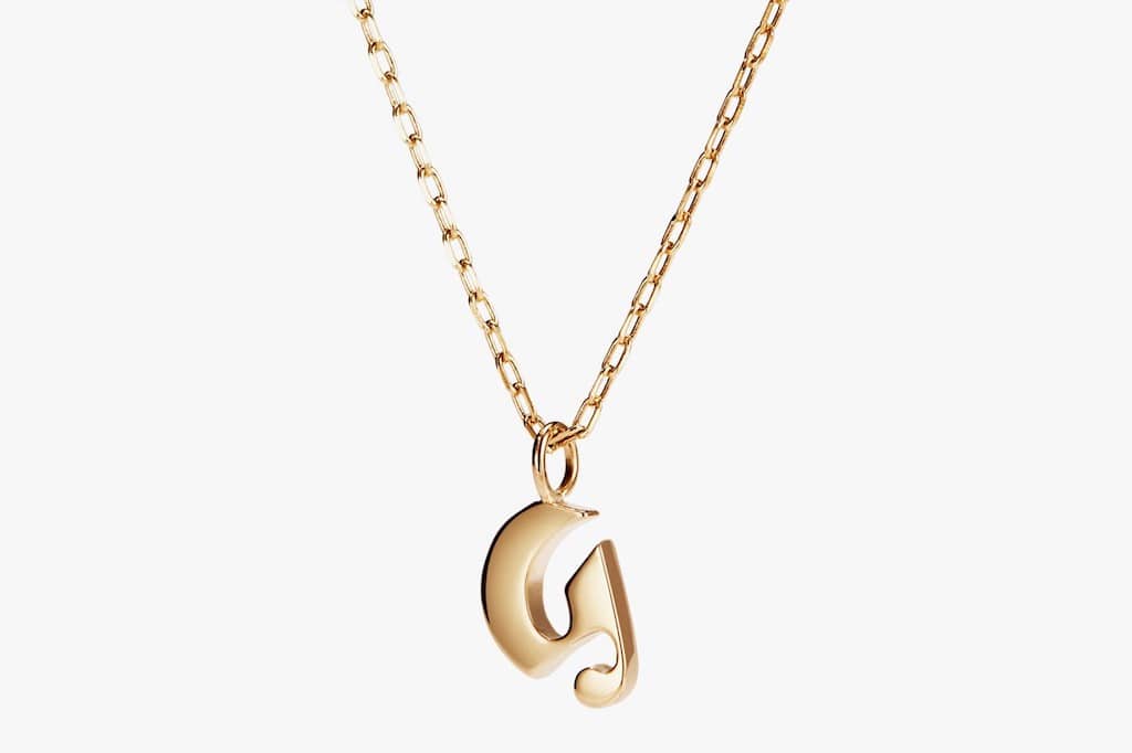 Glossier deals g necklace