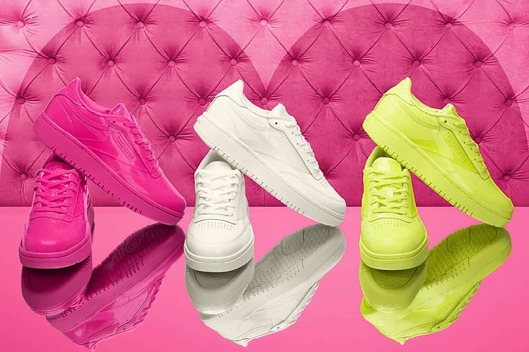 Neon reebok outlet classics