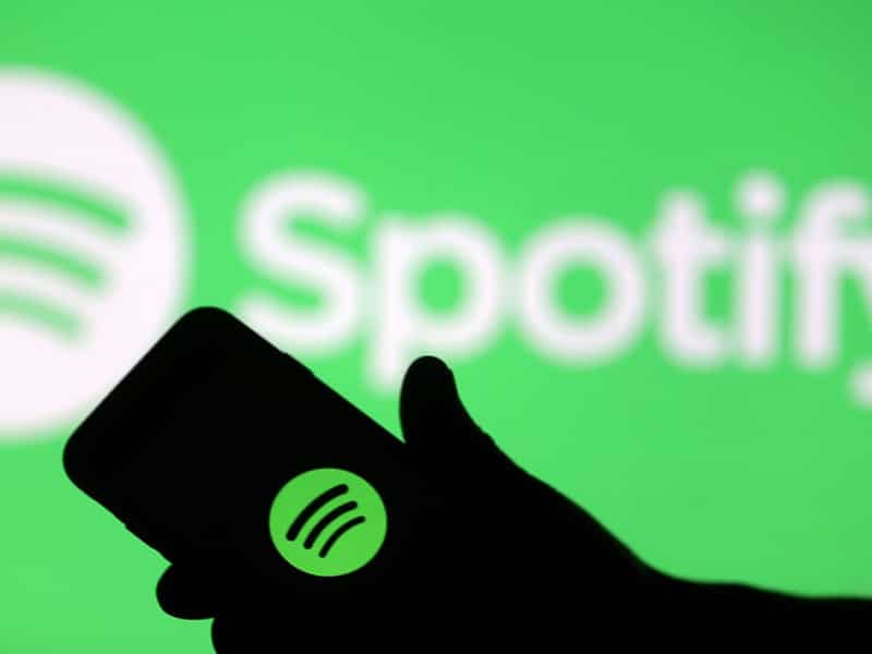 Spotify pronto transcribirá los podcasts