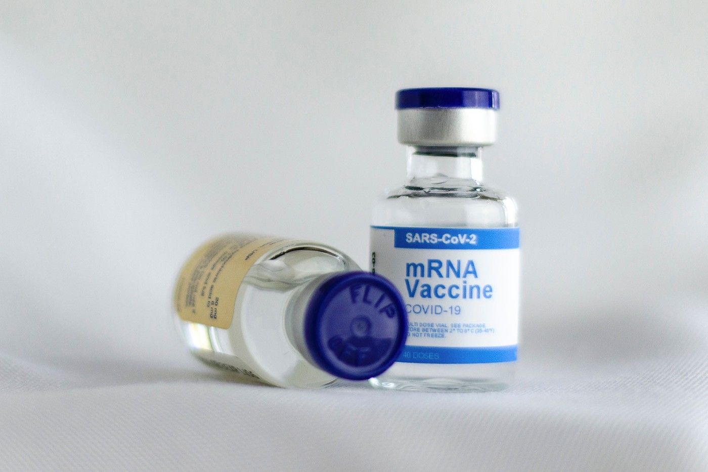 Influencers pagados por criticar la vacuna de Pfizer