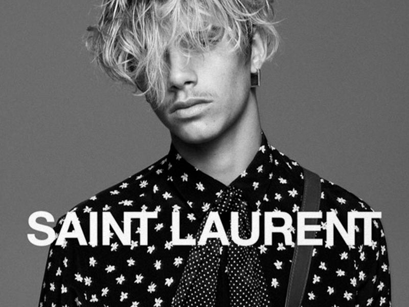 Romeo Beckham es el protagonista de la última campaña de Saint Laurent