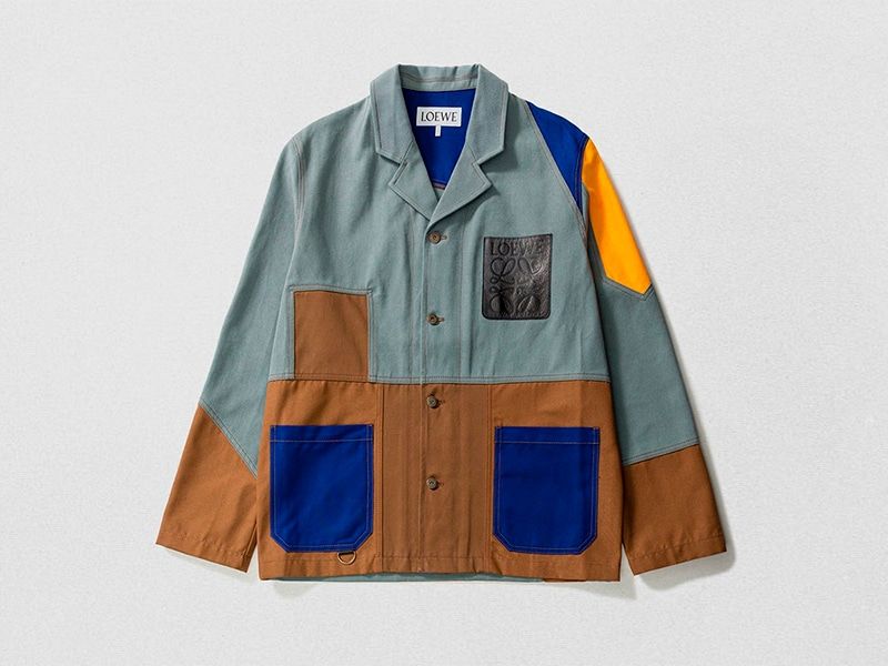 Loewe diseña la chaqueta multicolor perfecta