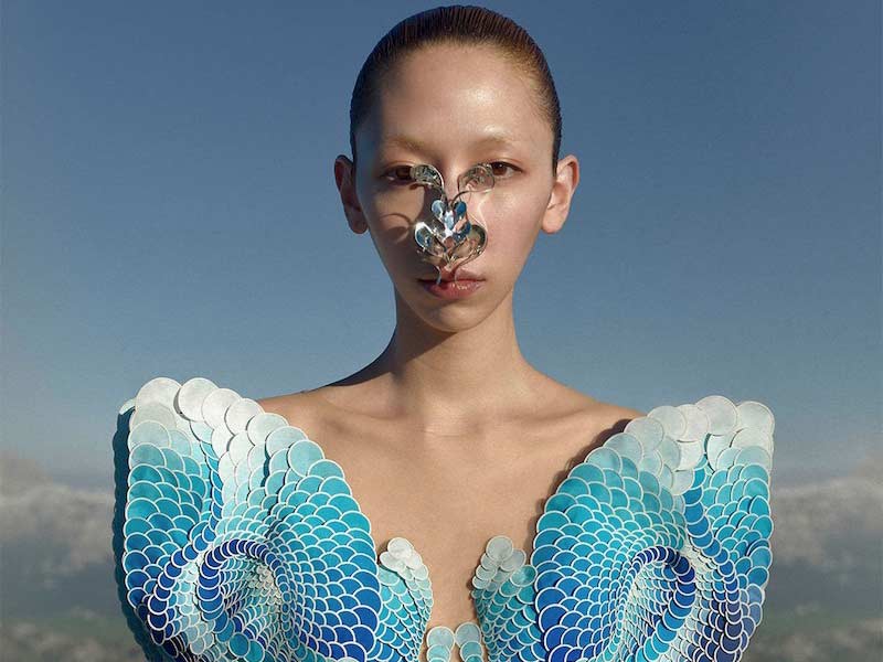 Iris Van Herpen y Parley For The Oceans diseñan cinco vestidos