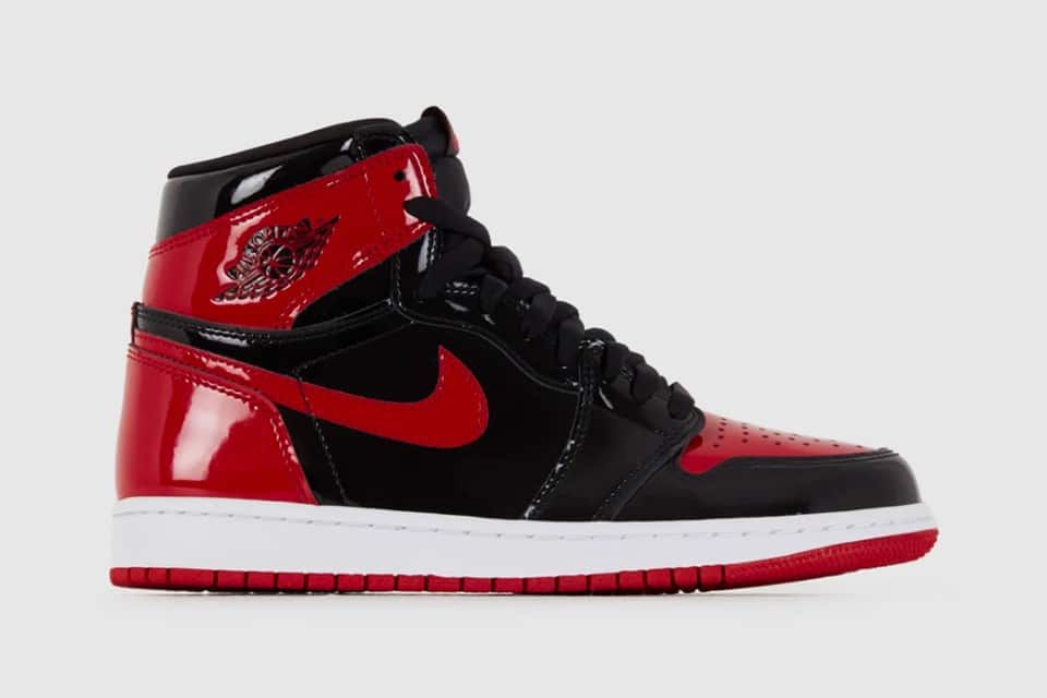 Jordan 1 discount negro con rojo