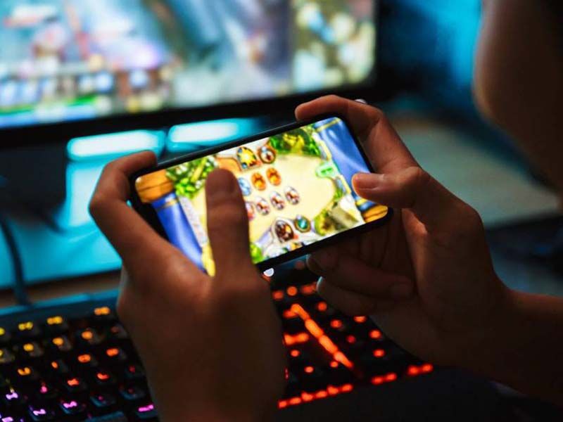 China to ban video games that include same-sex relationships