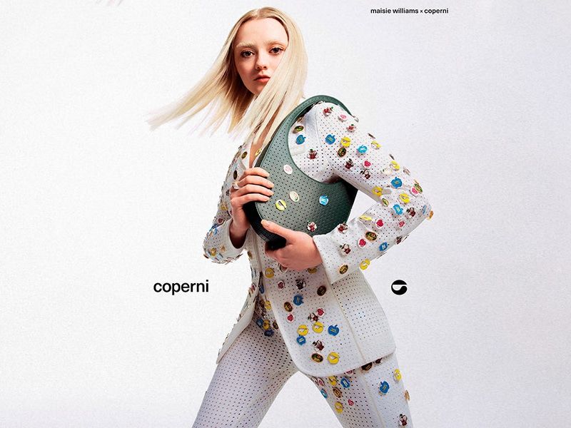 Coperni y Maisie Williams diseñan una colección de bolsos sostenibles