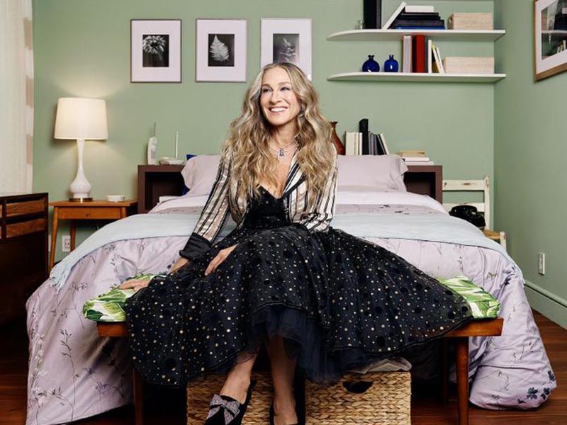 You can now book Carrie Bradshaw’s flat on Airbnb