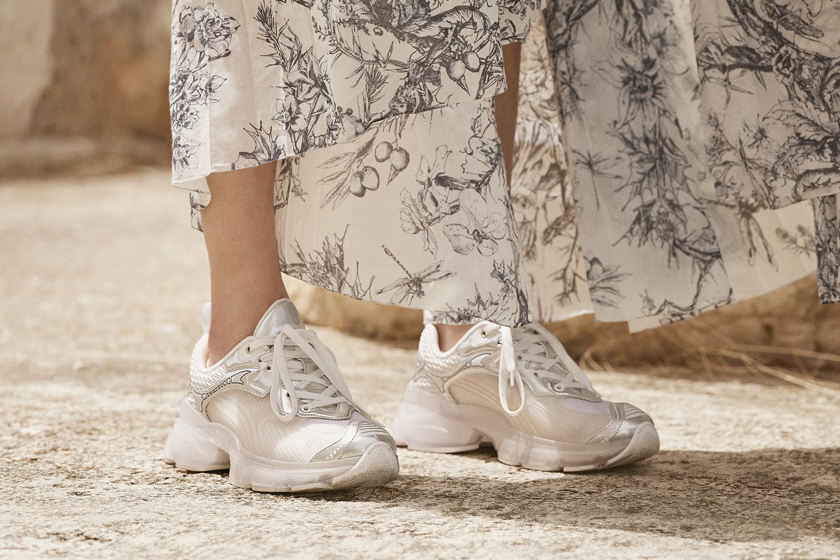 Dior hot sale new sneakers