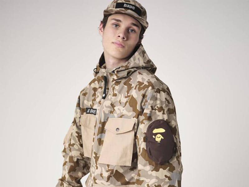 Bape se inspira en la cultura del uniforme para SS22