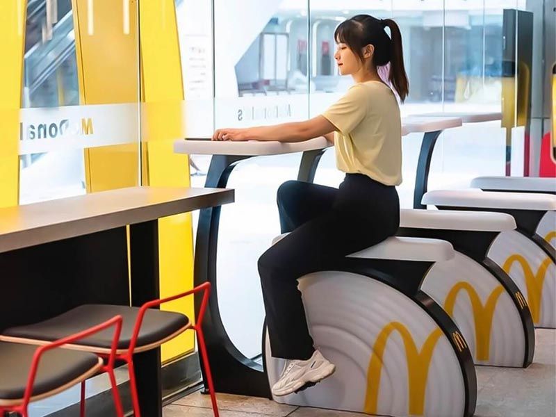 Lo nuevo de McDonald’s: comer y hacer ejercicio a la vez