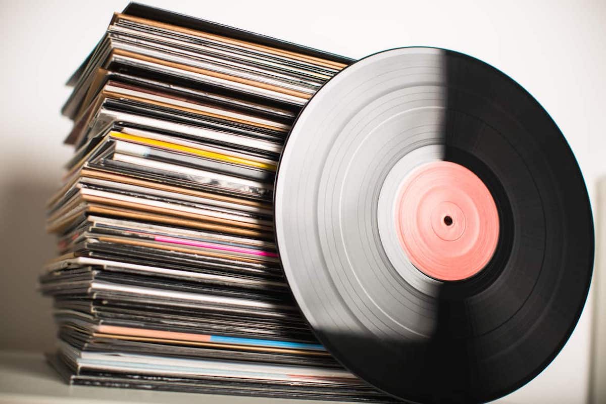 Vinyl records reach their highest sales in 30 years