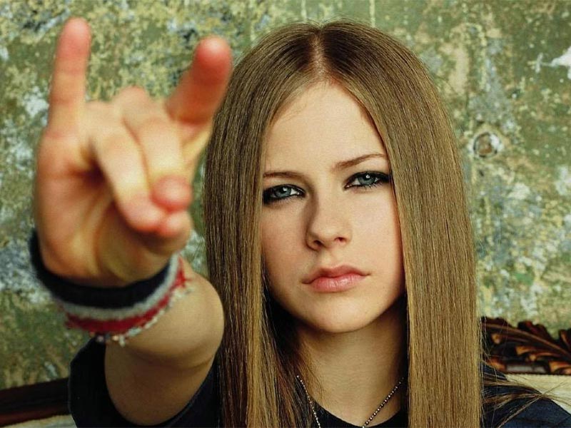 Avril Lavigne's Sk8er Boi celebrates 20th anniversary on the big screen