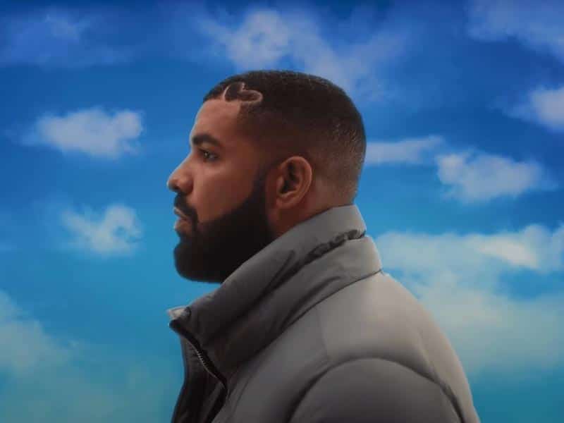 Drake es el artista más escuchado de 2021