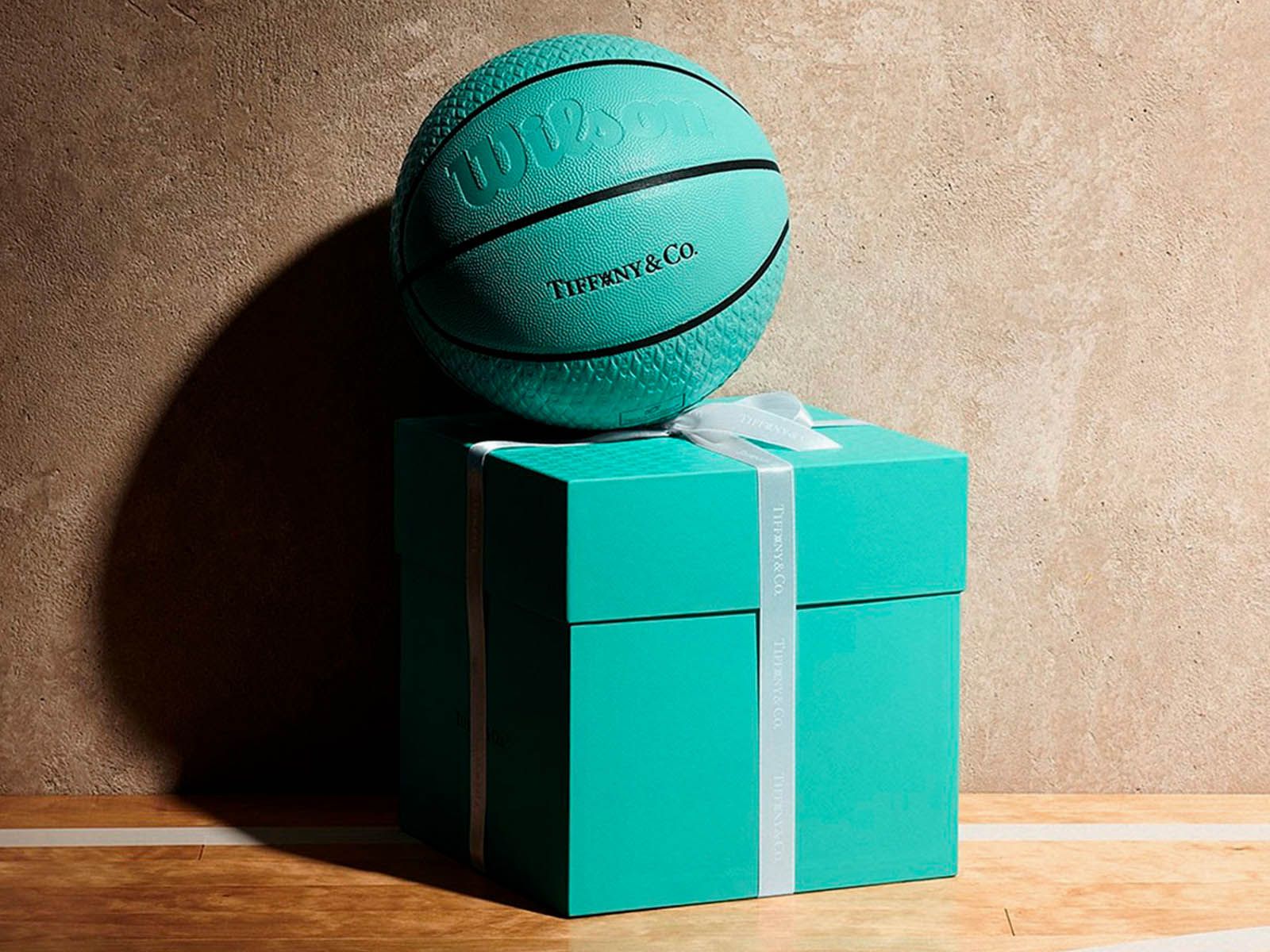 Daniel Arsham y Tiffany & Co. diseñan una pelota de baloncesto
